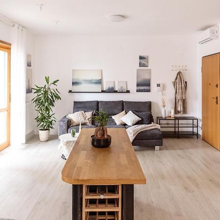 Loft Con Terrazzo - 3 Min Dalle Autostrade By Followgreenhouserome Buitenkant foto