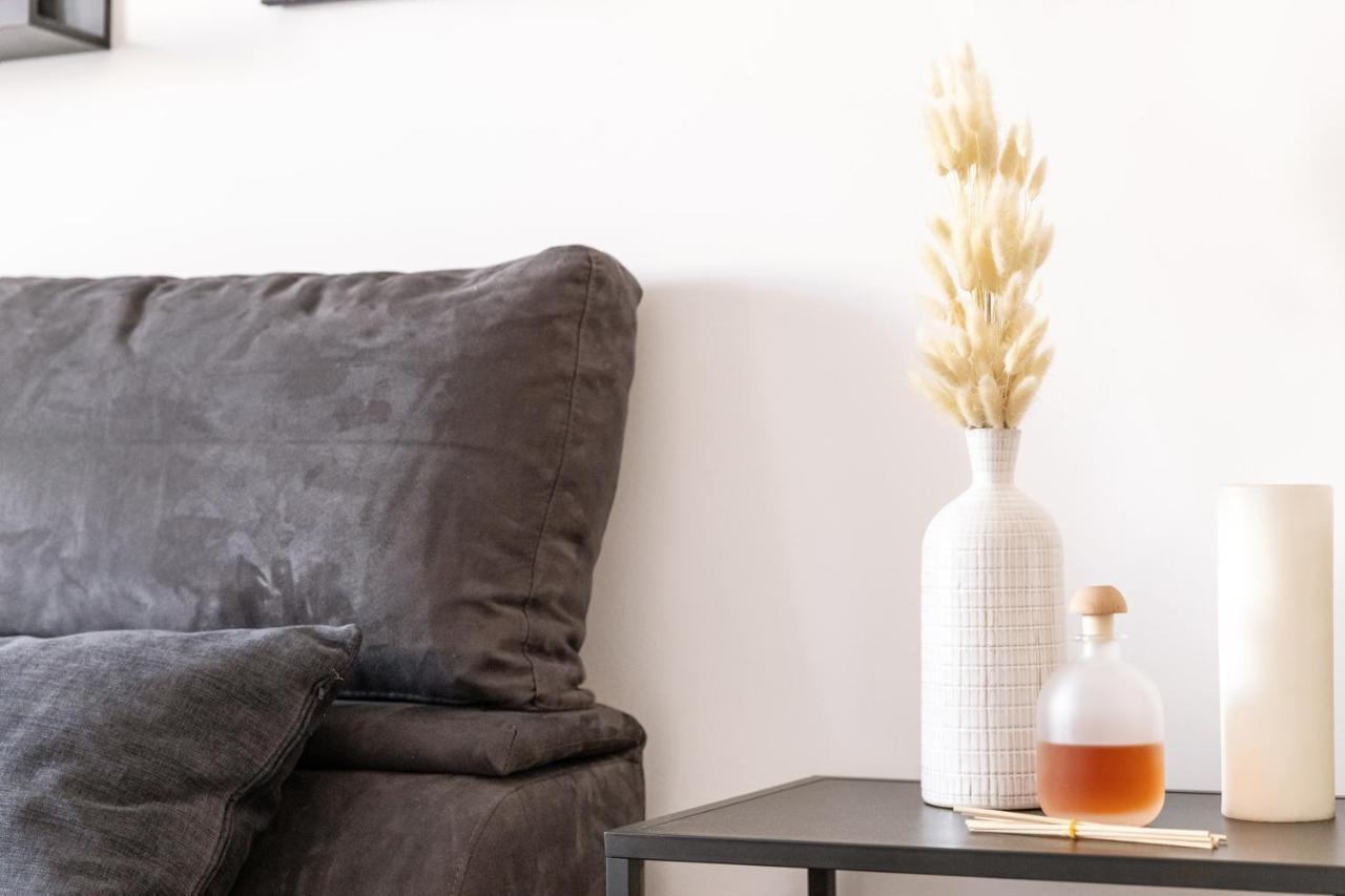 Loft Con Terrazzo - 3 Min Dalle Autostrade By Followgreenhouserome Buitenkant foto